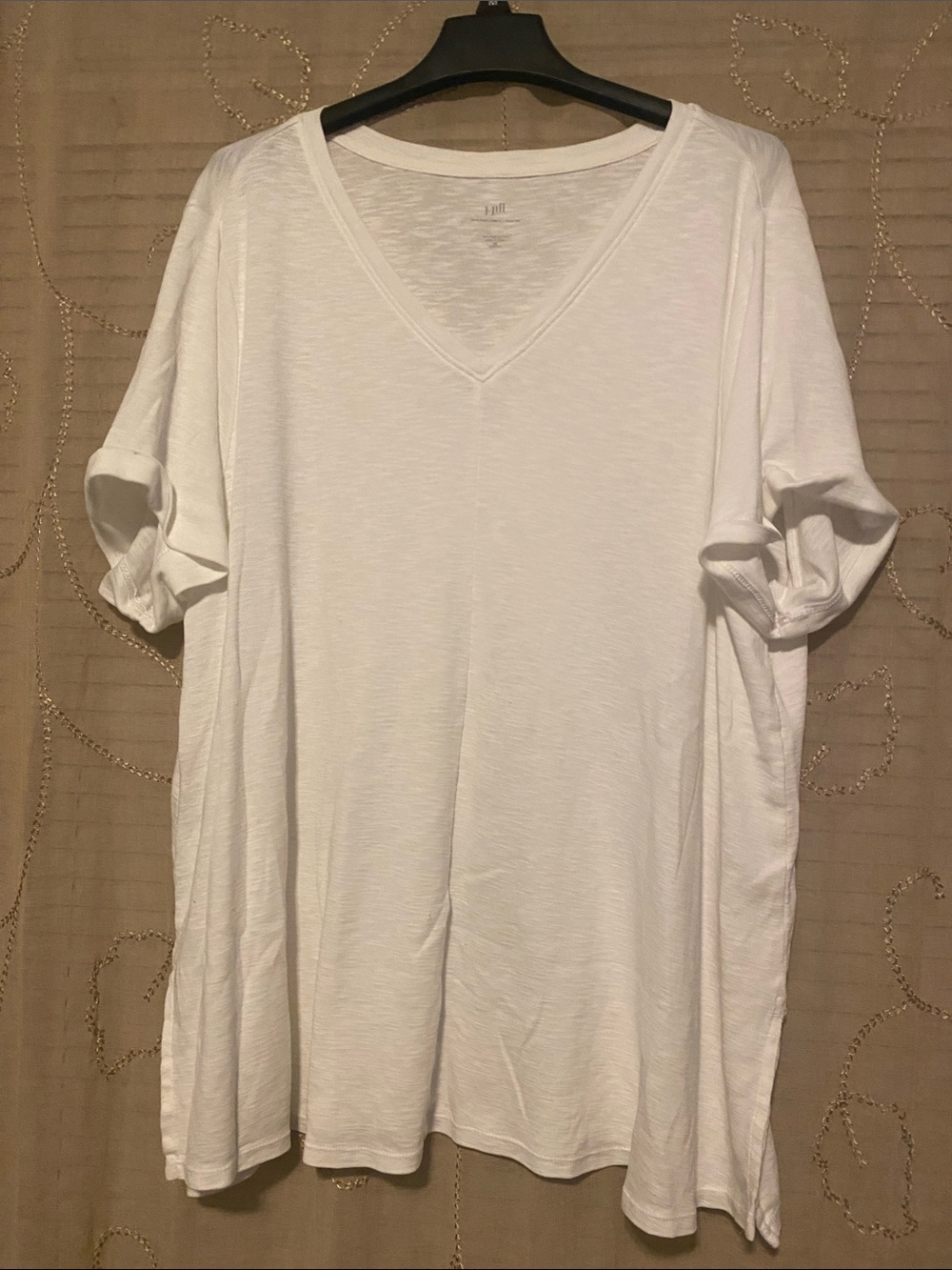 🔥Bundle 10 for $20🔥 J. Jill White V-Neck Short Sleeve Tee - see call out - 3X
